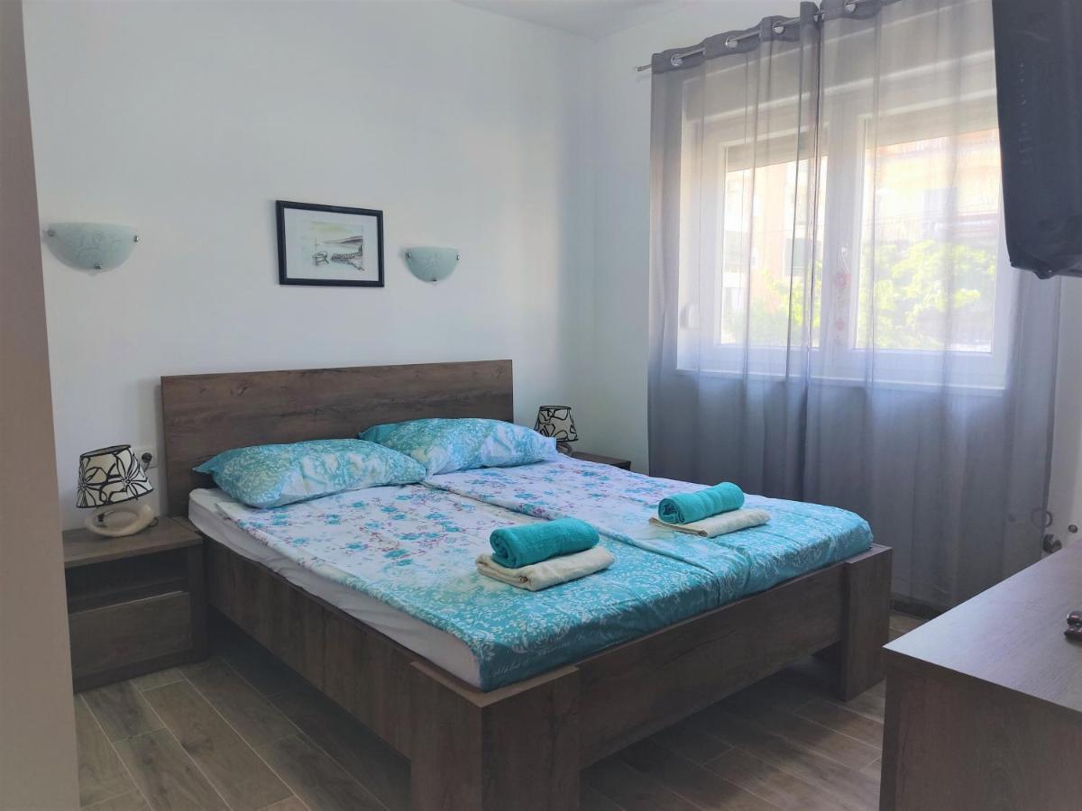 Sunny Attic Apartment With Balcony & Modern City Apartment With Outdoor Area, No Balcony Trogir Luaran gambar