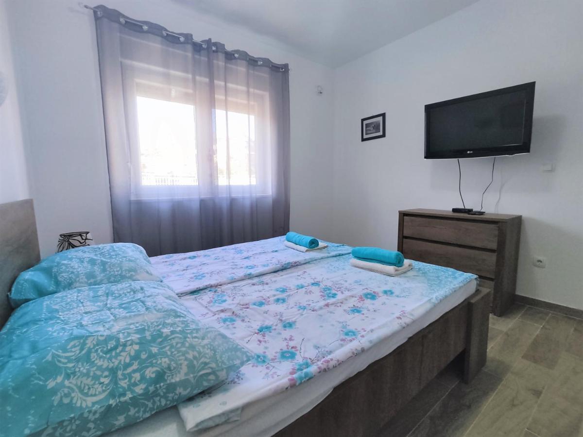 Sunny Attic Apartment With Balcony & Modern City Apartment With Outdoor Area, No Balcony Trogir Luaran gambar