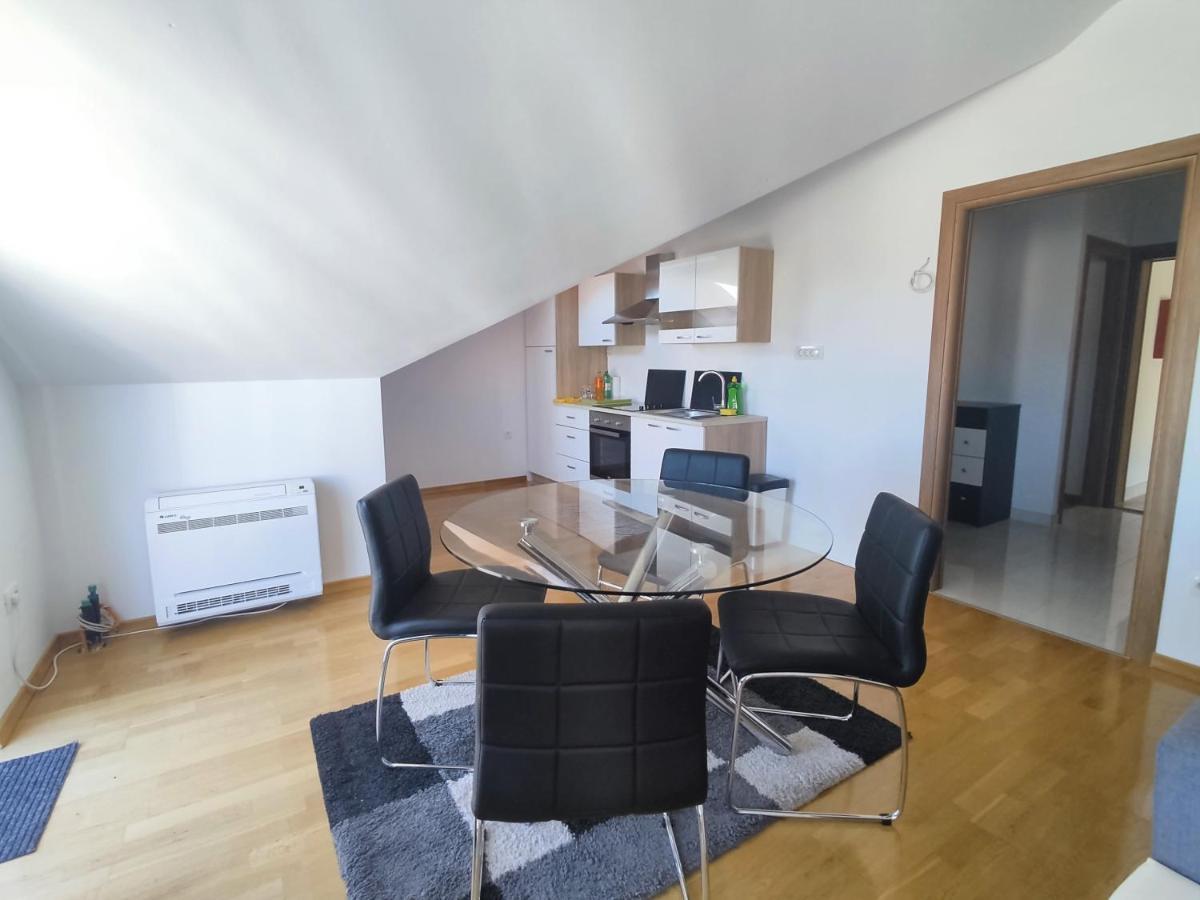 Sunny Attic Apartment With Balcony & Modern City Apartment With Outdoor Area, No Balcony Trogir Luaran gambar
