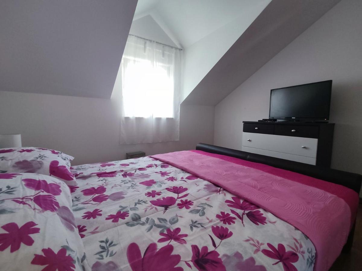 Sunny Attic Apartment With Balcony & Modern City Apartment With Outdoor Area, No Balcony Trogir Luaran gambar
