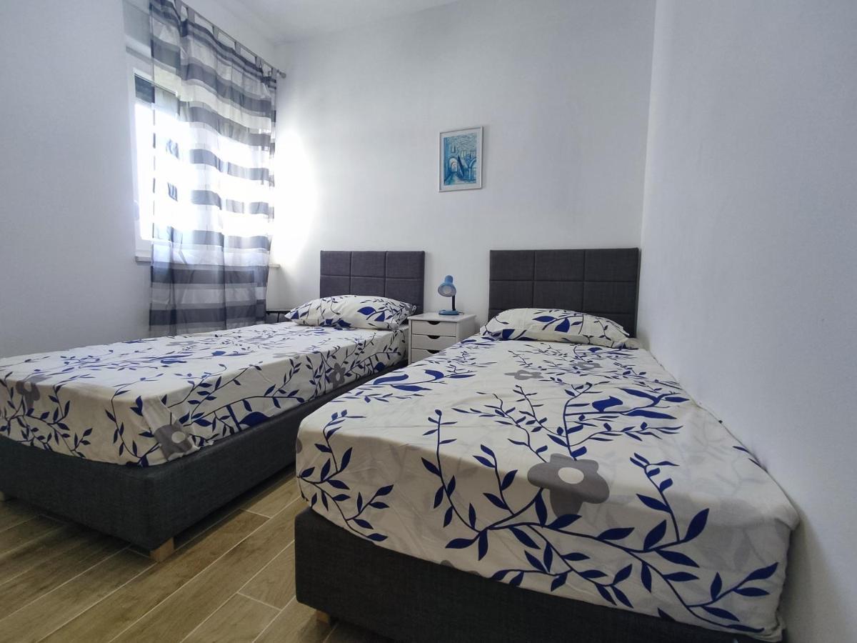 Sunny Attic Apartment With Balcony & Modern City Apartment With Outdoor Area, No Balcony Trogir Luaran gambar