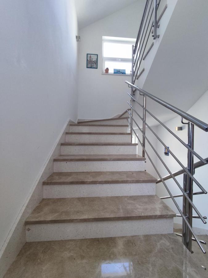 Sunny Attic Apartment With Balcony & Modern City Apartment With Outdoor Area, No Balcony Trogir Luaran gambar