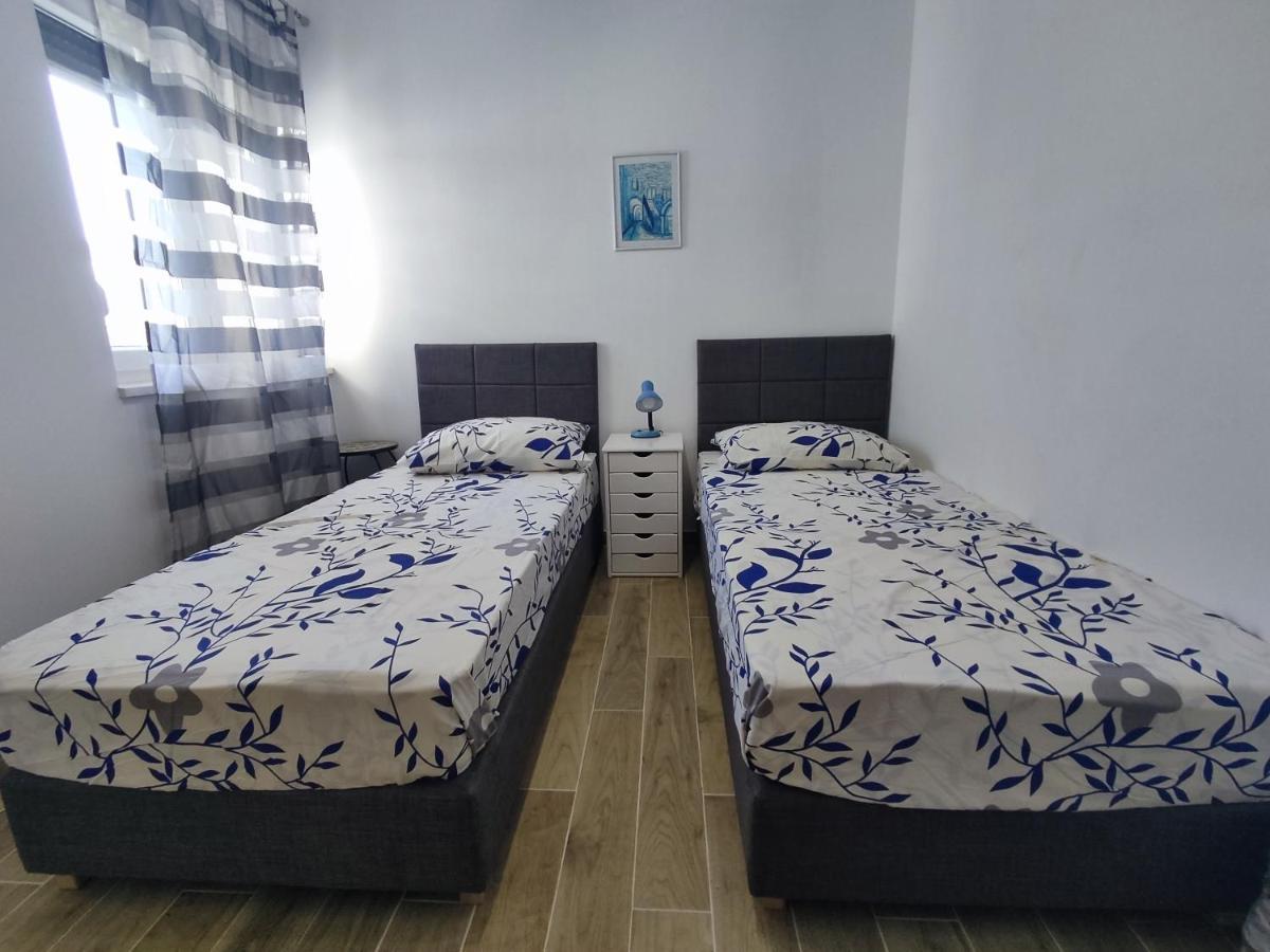 Sunny Attic Apartment With Balcony & Modern City Apartment With Outdoor Area, No Balcony Trogir Luaran gambar