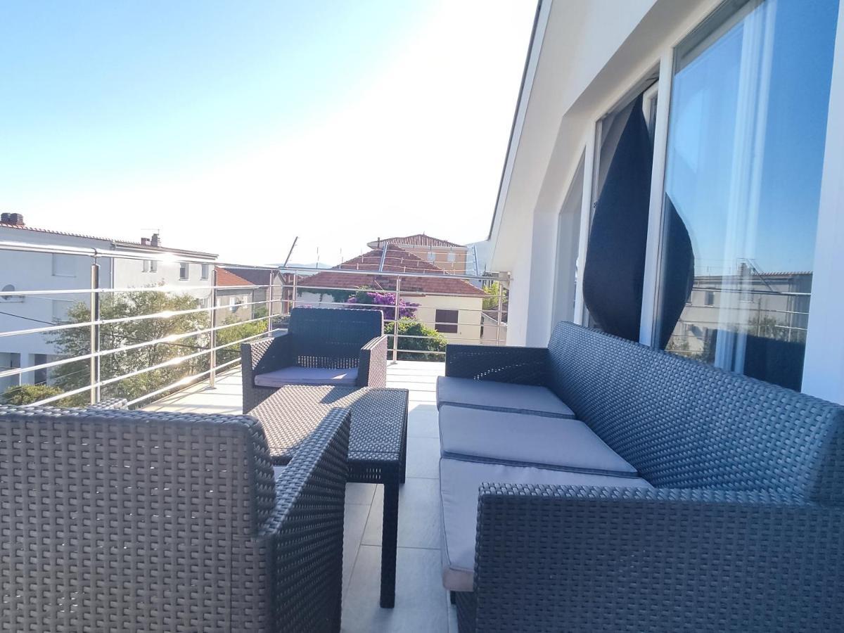 Sunny Attic Apartment With Balcony & Modern City Apartment With Outdoor Area, No Balcony Trogir Luaran gambar