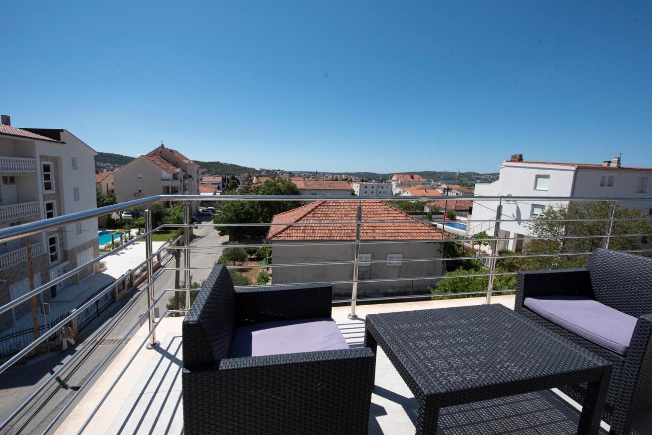 Sunny Attic Apartment With Balcony & Modern City Apartment With Outdoor Area, No Balcony Trogir Luaran gambar