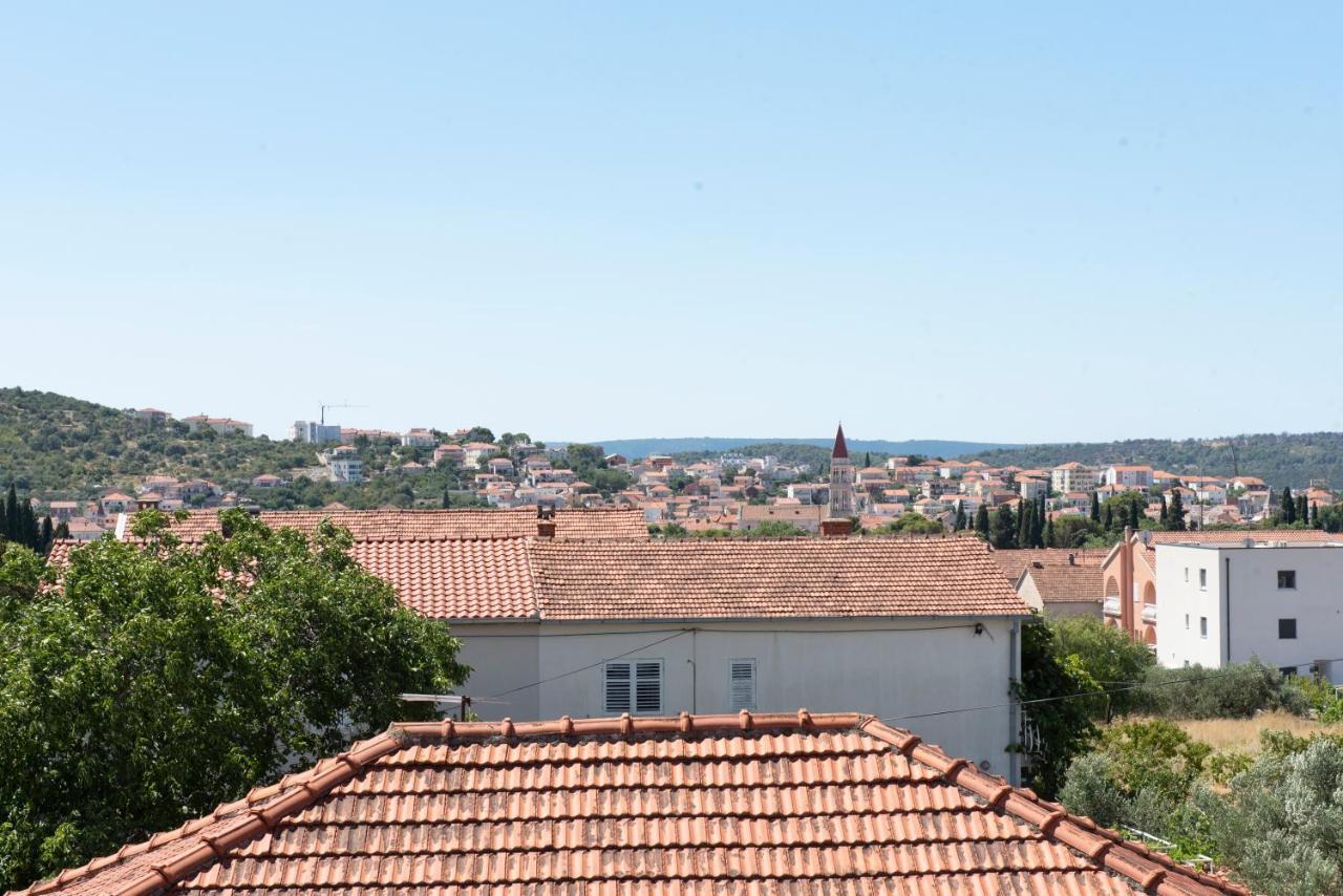 Sunny Attic Apartment With Balcony & Modern City Apartment With Outdoor Area, No Balcony Trogir Luaran gambar