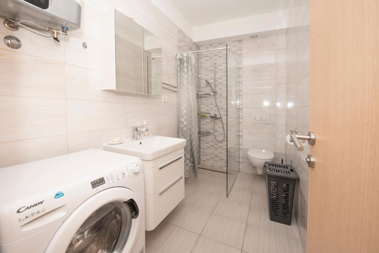 Sunny Attic Apartment With Balcony & Modern City Apartment With Outdoor Area, No Balcony Trogir Luaran gambar