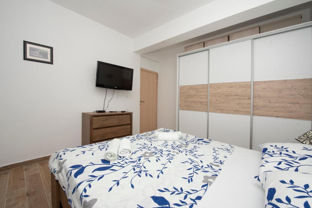 Sunny Attic Apartment With Balcony & Modern City Apartment With Outdoor Area, No Balcony Trogir Luaran gambar