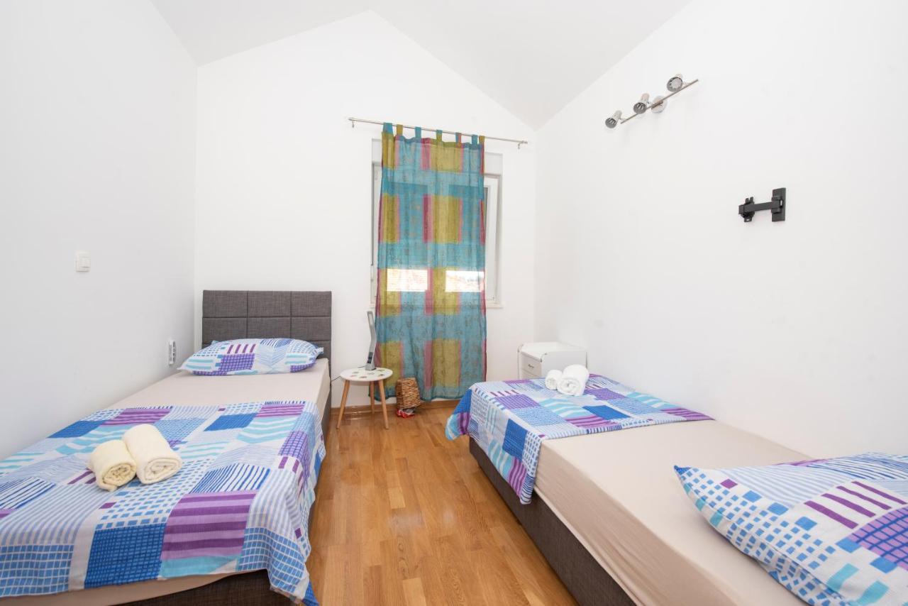Sunny Attic Apartment With Balcony & Modern City Apartment With Outdoor Area, No Balcony Trogir Luaran gambar