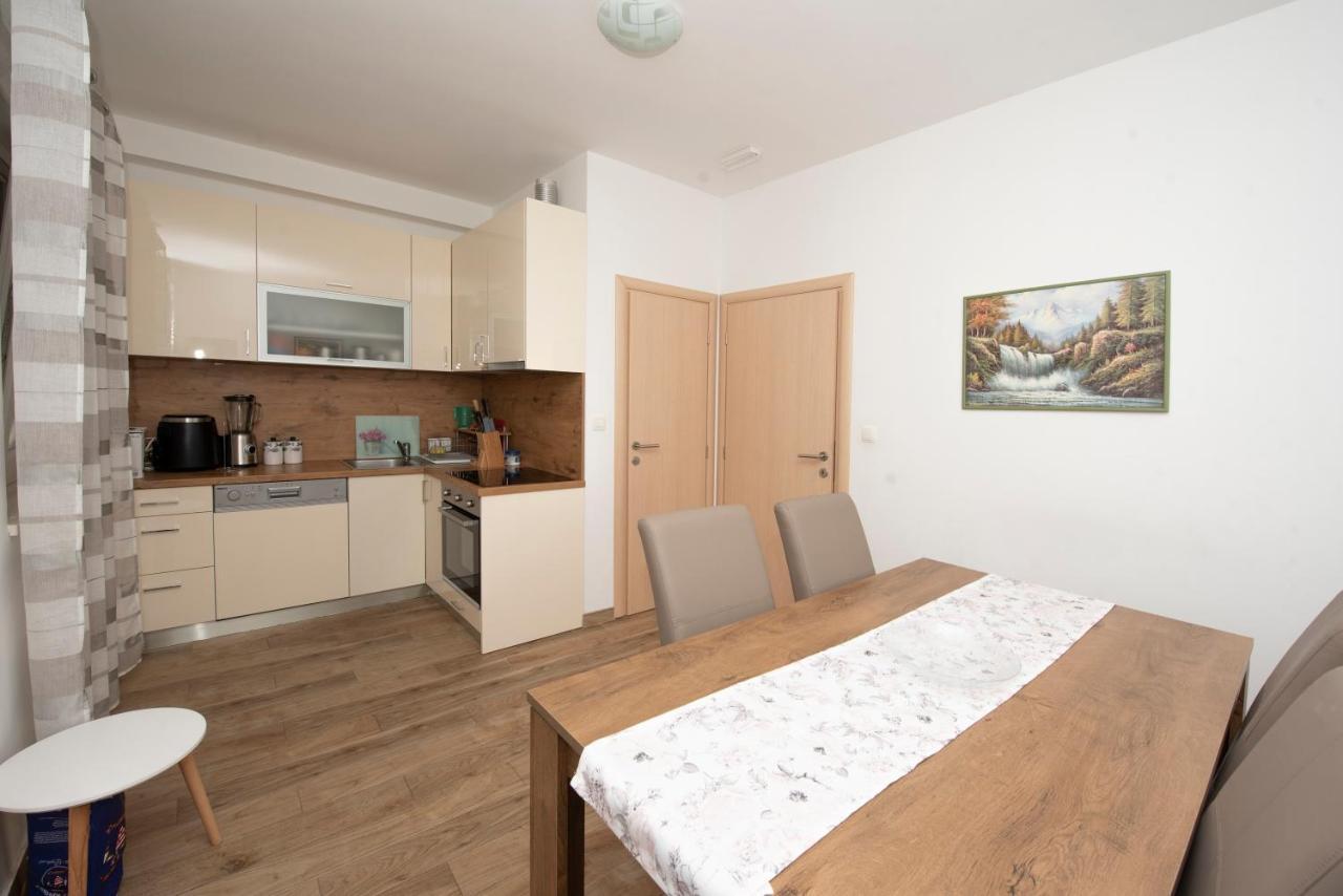 Sunny Attic Apartment With Balcony & Modern City Apartment With Outdoor Area, No Balcony Trogir Luaran gambar